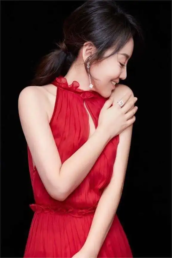 女明星抗衰老秘诀_岁月流转女明星魅力_明星最老的女明星